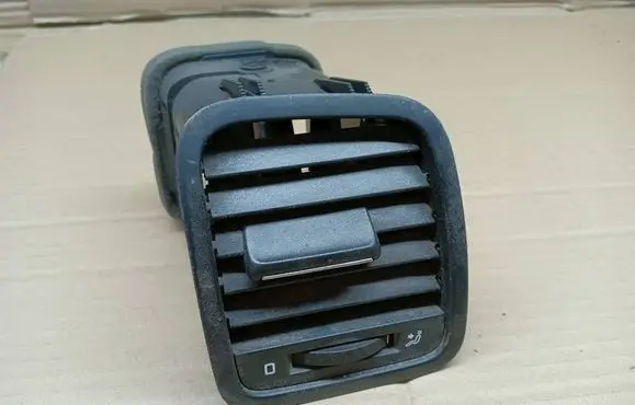 Dashboard side air vent grill/cover trim
