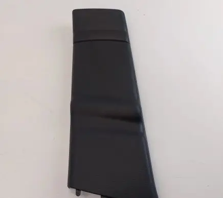 (B) pillar trim (bottom)