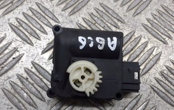 Audi A6 S6 C6 4F A/C air flow flap actuator/motor 0132801369