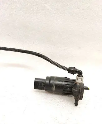 Porsche Macan (95B) Windscreen/windshield washer pump 1K6955651