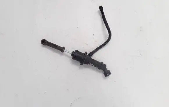 Clutch master cylinder