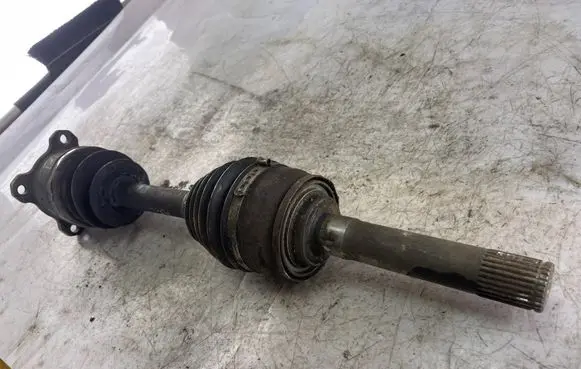 Mitsubishi Pajero Sport I Front driveshaft