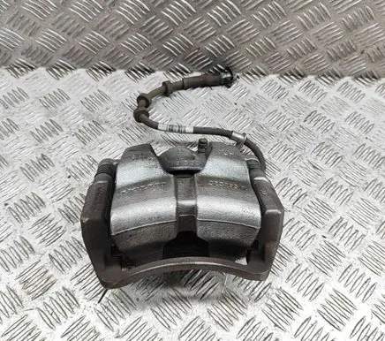 Volvo XC40 Front brake caliper 32329516 32329517