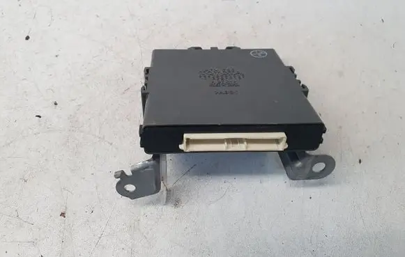 Toyota Prius (XW20) Power management control unit 8967047010