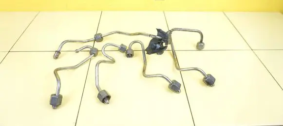 Mercedes-Benz Vito Viano W447 Fuel injector supply line/pipe 622951