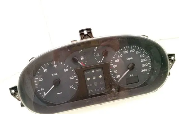 Renault Megane I Speedometer (instrument cluster) 8200071811
