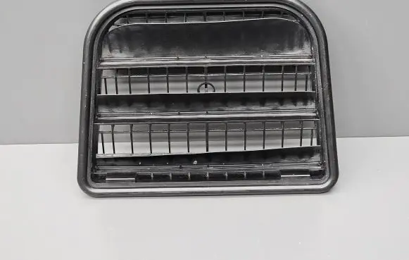 Jaguar XF X250 Quarter panel pressure vent 