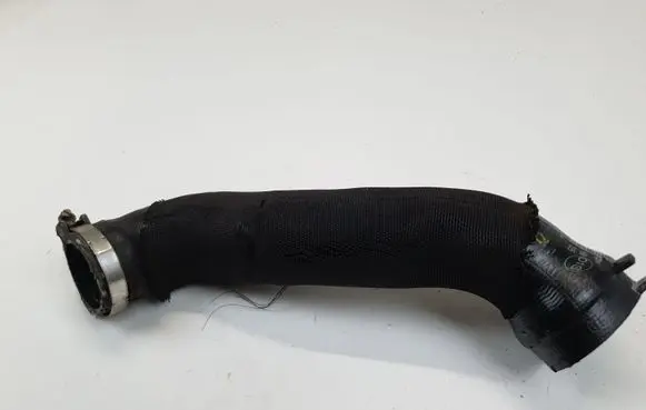 Audi A8 S8 D3 4E Intercooler hose/pipe 4E0145737M