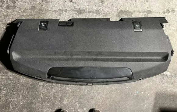 Mercedes-Benz C W205 Parcel shelf braknumeruczci