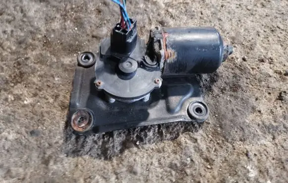 KIA Carnival Wiper motor