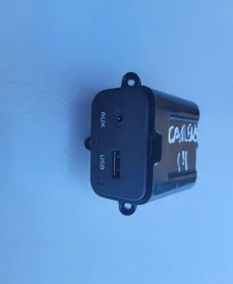 KIA Carens III USB socket connector 