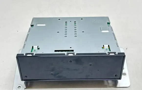 Navigation unit CD/DVD player