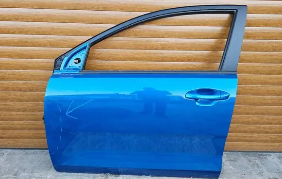 KIA Rio Front door