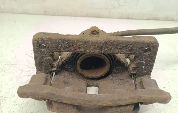 Honda Civic Front brake caliper