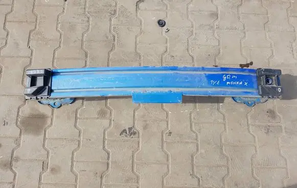 Opel Mokka X Rear bumper support beam 