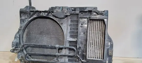 Peugeot 407 Radiator set P9646474780