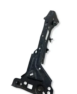 Audi A4 S4 B9 8W Fender mounting bracket 8W0821186C
