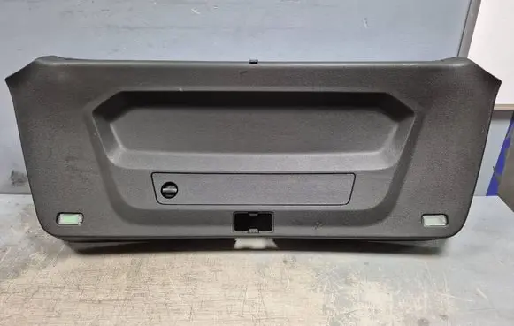 Audi RS Q8 Tailgate trim 4M8867974