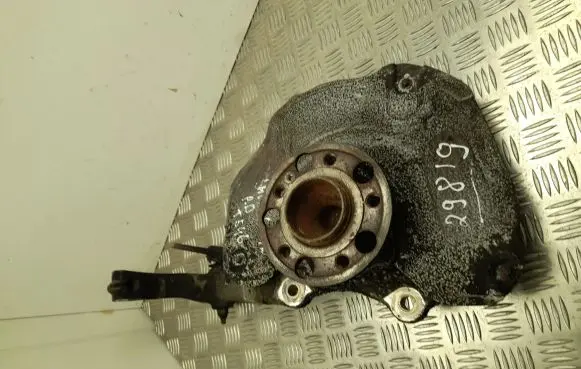 Mercedes-Benz S W222 Front wheel hub 546