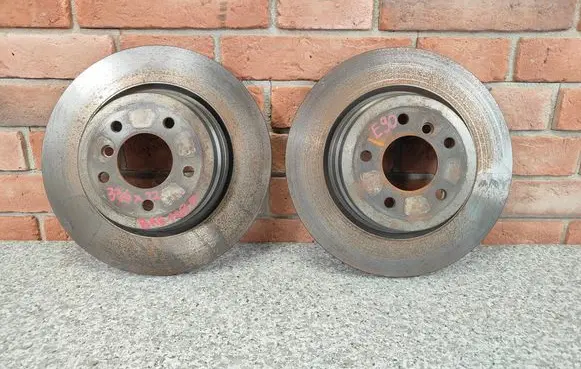 BMW 3 E90 E91 Rear brake disc 6855004