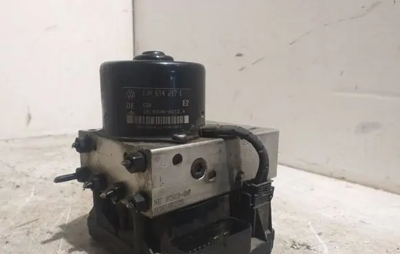 Audi A3 S3 8L ABS Pump 1J0614217E 1J0907379Q