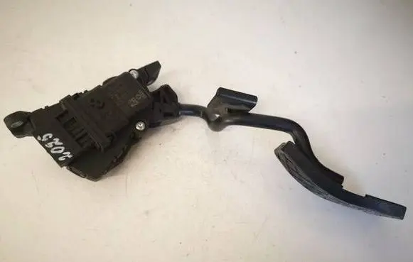 Audi A6 S6 C6 4F Accelerator throttle pedal 4F2721523