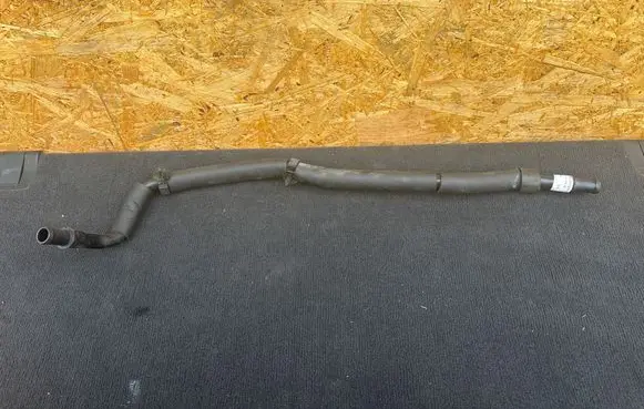 Audi e-tron Electric car engine cooling hoses/pipes 4KE819928G A110919