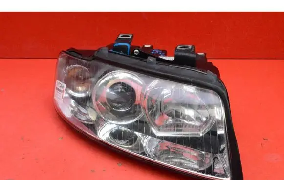 Audi A4 S4 B6 8E 8H Headlight/headlamp 