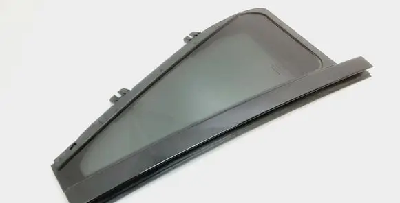 Volvo XC90 Rear vent window glass 31352994