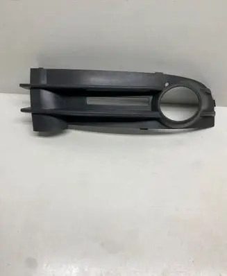 Volkswagen Caddy Front fog light trim/grill 2K0853684A 2K0853684A7G9