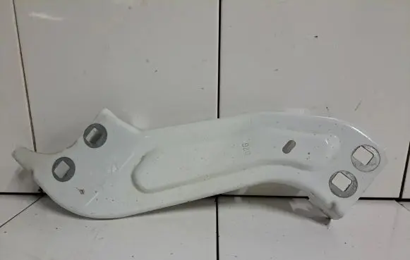 Citroen Berlingo Headlight/headlamp mounting bracket