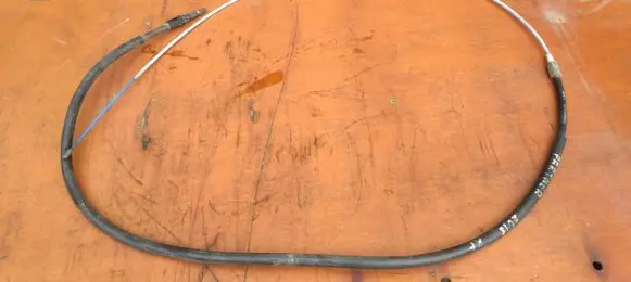 Handbrake/parking brake wiring cable