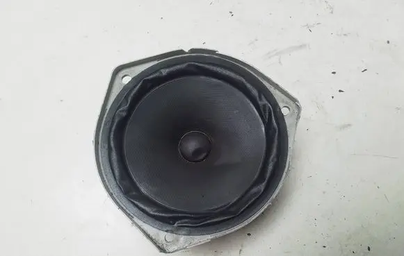 Honda FR-V Front door speaker EAS16P648B