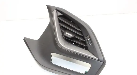 BMW 1 F40 Dashboard air vent grill cover trim 6823190