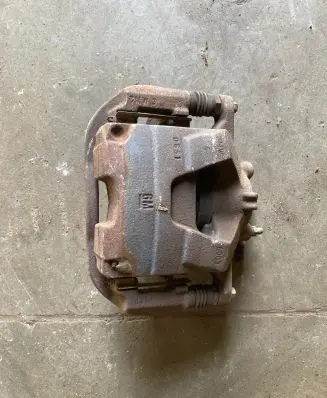 Chevrolet Orlando Front brake caliper