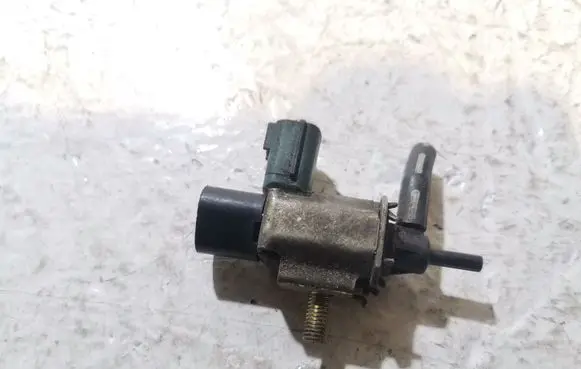 Mazda 6 Vacuum valve K5T46593