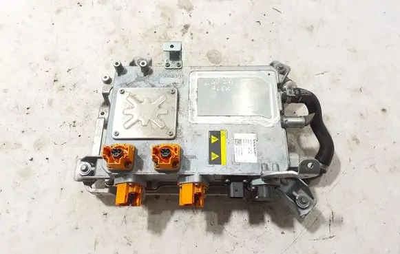 Volvo C40 Voltage converter inverter 32397861
