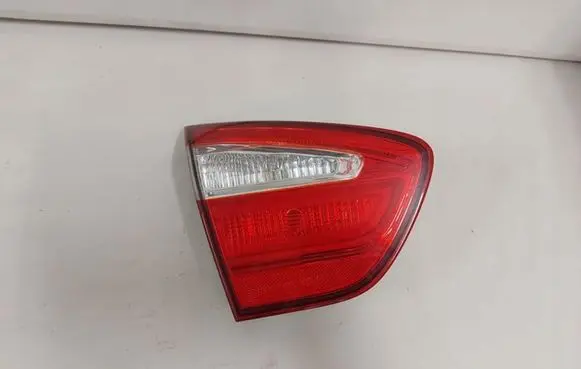KIA Rio Rear/tail lights 92403-1W2