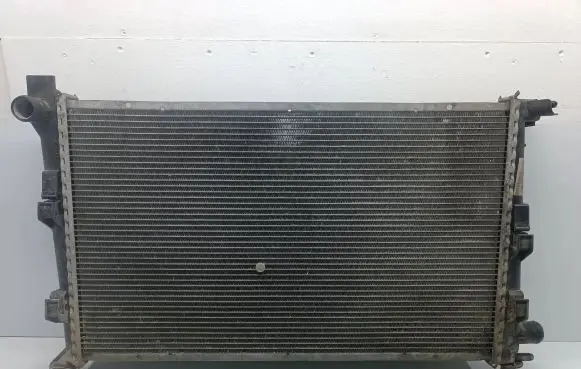 Mercedes-Benz Vaneo W414 Coolant radiator A1685001702 67673 A1685001102