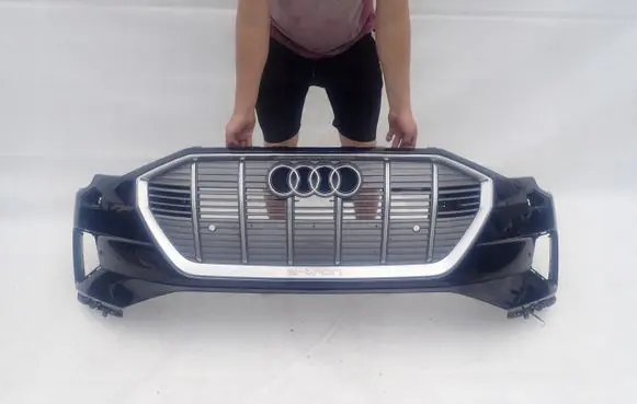 Audi e-tron Front bumper