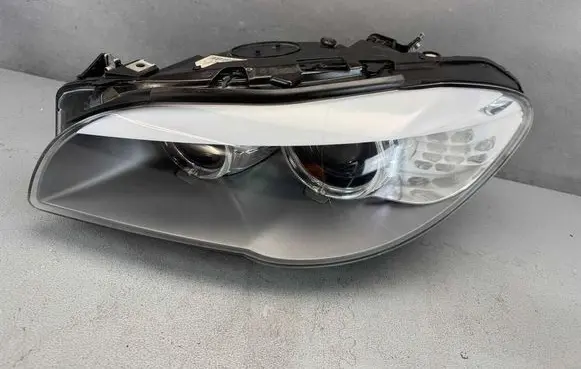 BMW 5 F10 F11 Headlight/headlamp 103419012906