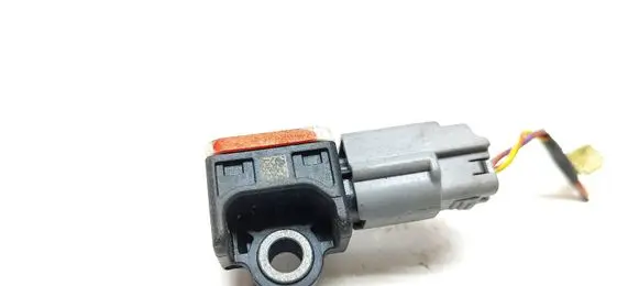 Volvo S60 Airbag deployment crash/impact sensor 31334336 C83HA 1510066