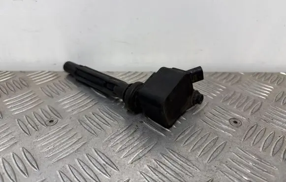 Alfa Romeo Giulia High voltage ignition coil 50050430
