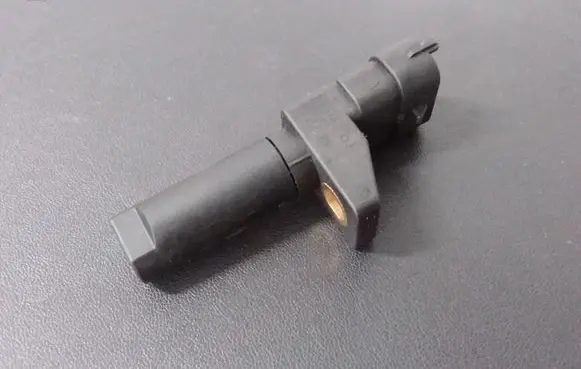 Mercedes-Benz S W221 Crankshaft position sensor A6421530728