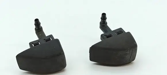 Ford Ka Windshield washer spray nozzle