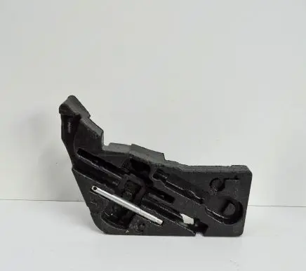 Audi Q7 4L Other trunk/boot trim element 4L0012113E