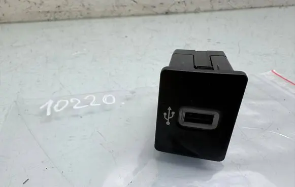 Ford Transit Custom USB socket connector JK2T14F014AC