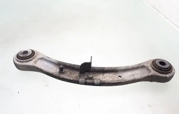 Rear control arm