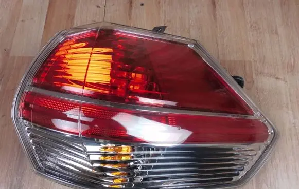 Nissan X-Trail T32 Rear/tail lights