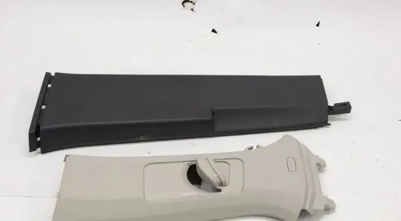 Volkswagen Touran III Other sill/pillar trim element 5TA867243
